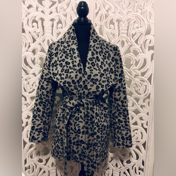 Mud Pie Women's Albany Leopard Coat - Picture 7 of 8